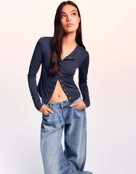 Bershka - Maglietta a maniche lunghe blu navy con bottoni - view 1