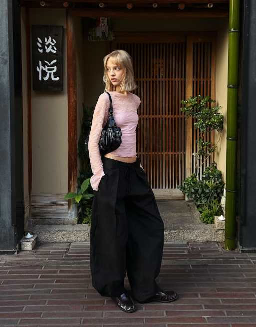 Bershka - Maglietta a maniche lunghe nera in pizzo, 3 di 4