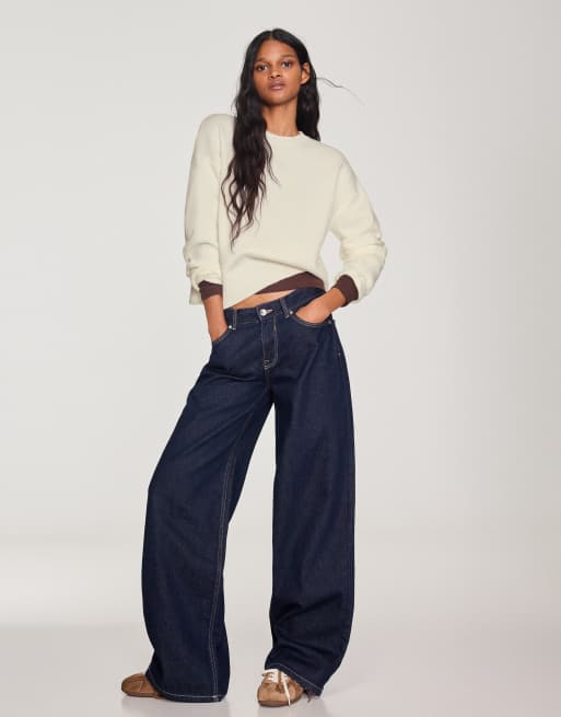 Bershka - Maglione écru con scollo a barchetta, 4 di 5