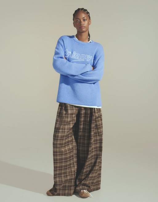 Bershka maglione girocollo ricamato blu denim, 2 di 5