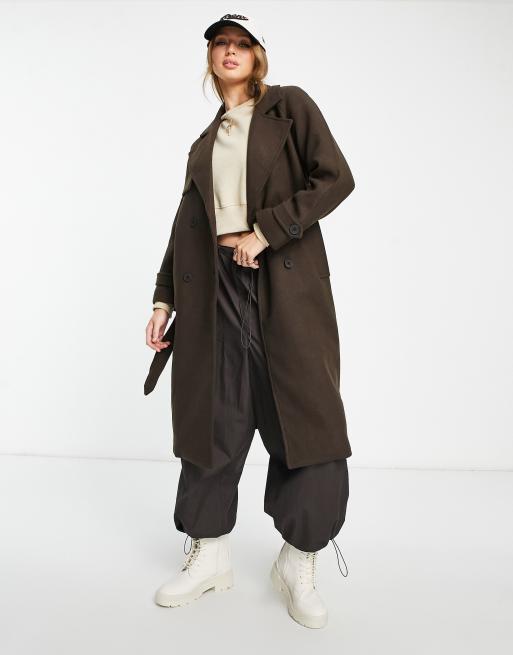 Bershka Manteau long ceinture Marron chocolat