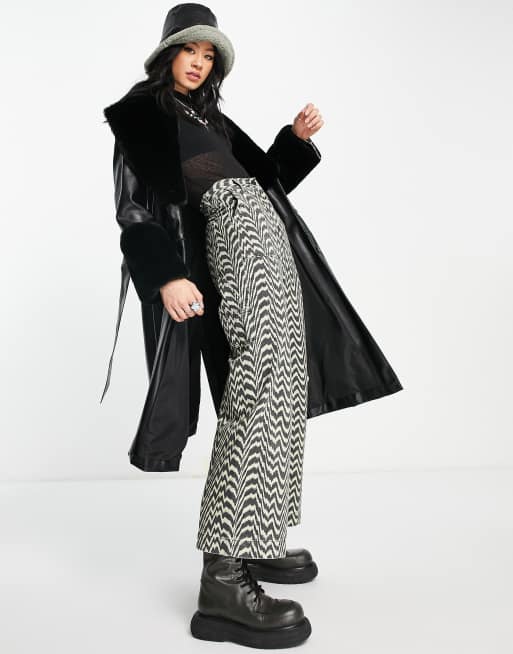 Bershka - Manteau nou?� ?� la taille avec bordure en fausse fourrure - Noir | ASOS