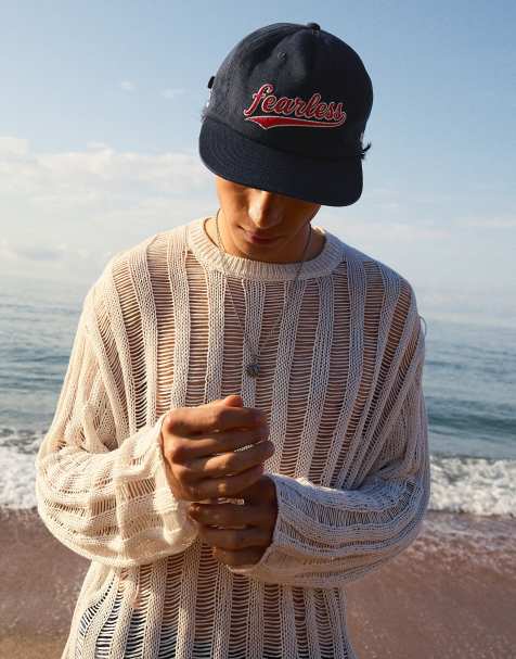 Bershka - Marineblå kasket med broderi - view 1