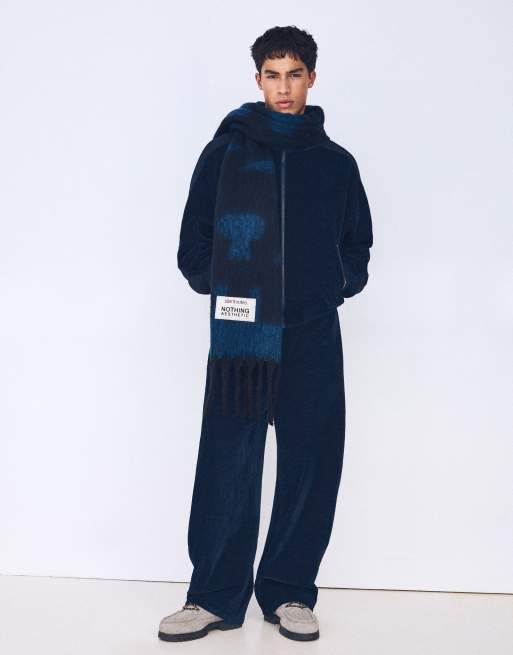 Bershka Maxi lettering scarf in blue, 2 of 4
