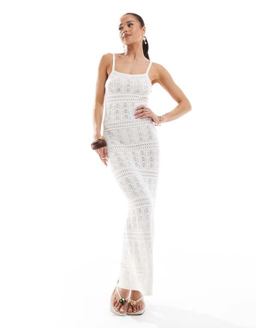 Bershka – Maxi-Strickkleid in Ecru mit geradem Ausschnitt