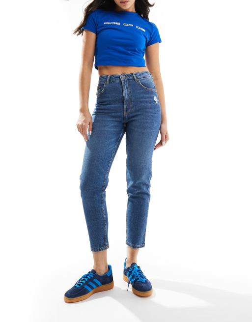 Bershka – Mellanblå bekväma mom jeans
