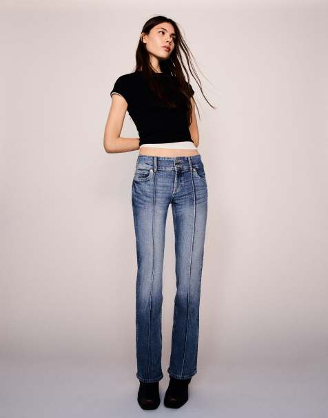 Bershka – Mellanblå bootcut-jeans med låg midja - view 1