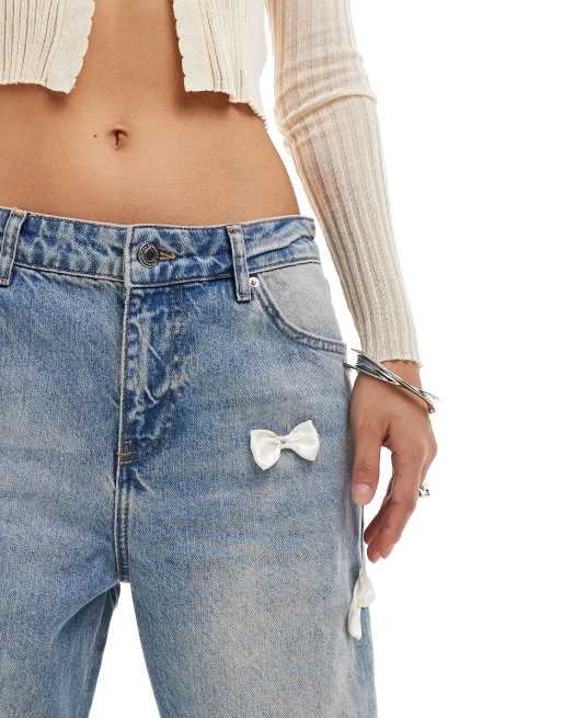 Bershka – Mellanblå, tvättade och baggy jeans med rosetter, 4 av 5