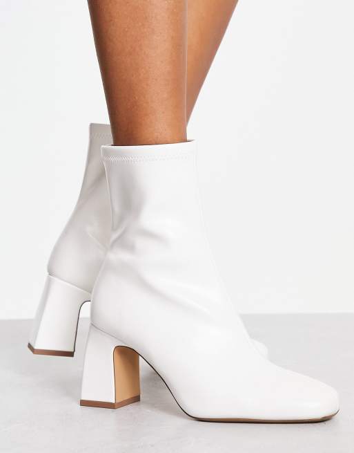 Bershka white boots hotsell