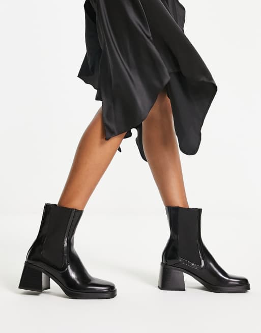 Bershka mid heel chelsea boot in black 
