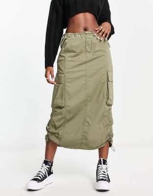 Bershka green hotsell midi skirt