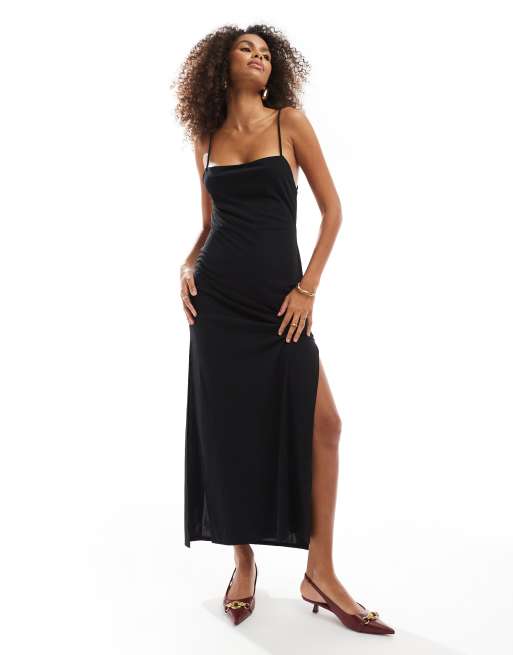 Bershka - Midi jurk met bandjes in zwart