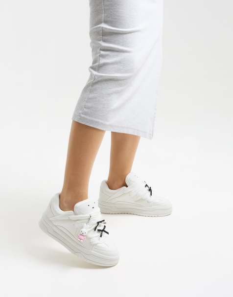 Bershka Mifffy skater trainers in white - view 1
