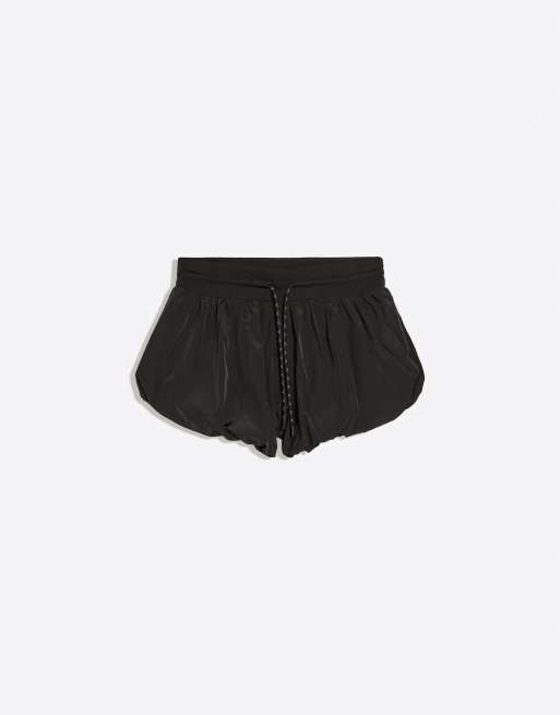 Bershka mini-jupe-short technique à taille élastiquée noire, 5 de 5