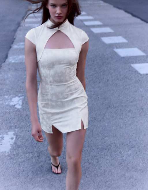 Bershka Mini sateen jacquard dress in white, 2 of 5
