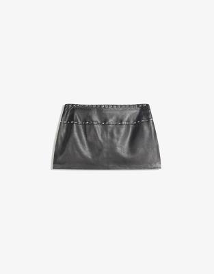 Bershka - Minirock aus Kunstleder in Schwarz
