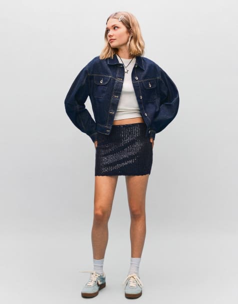 Bershka – Minirock aus Spitze in Blau mit Paillettenbesatz - view 1