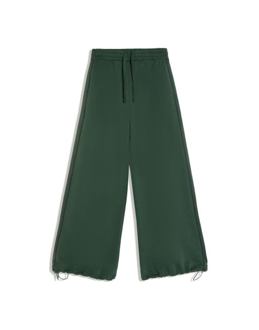 Bershka mjuka joggingbyxor i grönt, 2 av 2