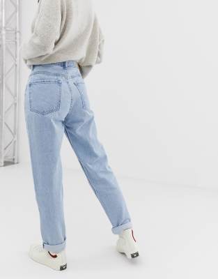 light wash mum jeans