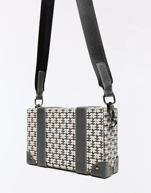 Bershka Monogram box bag with buckles in washed grey, 3 of 4