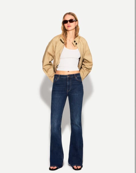 Bershka – Mörkblå utsvängda jeans - view 1