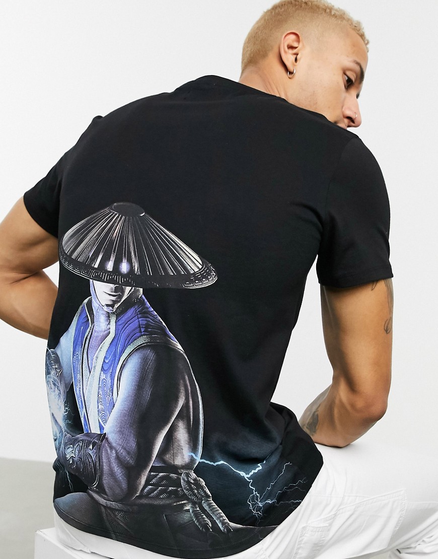 Bershka – Mortal Kombat – Svart t-shirt med mönster baktill
