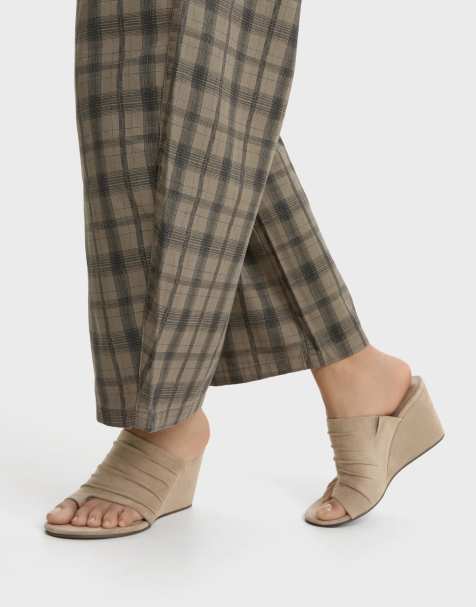 Bershka – Mules in Hellbraun mit Keilabsatz - view 1