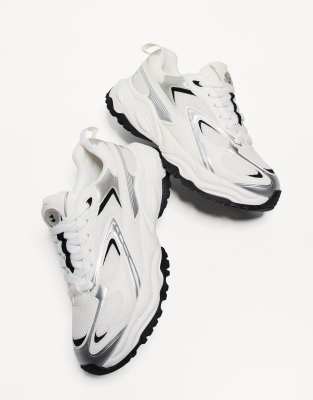 Bershka - Multi Piece - Hvide sneakers - view 1