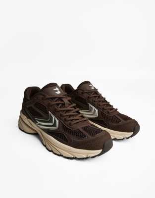  Multi-piece sneakers 