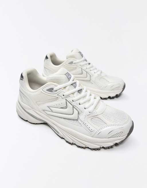 Bershka Multi-piece trainers in white, 7 of 7