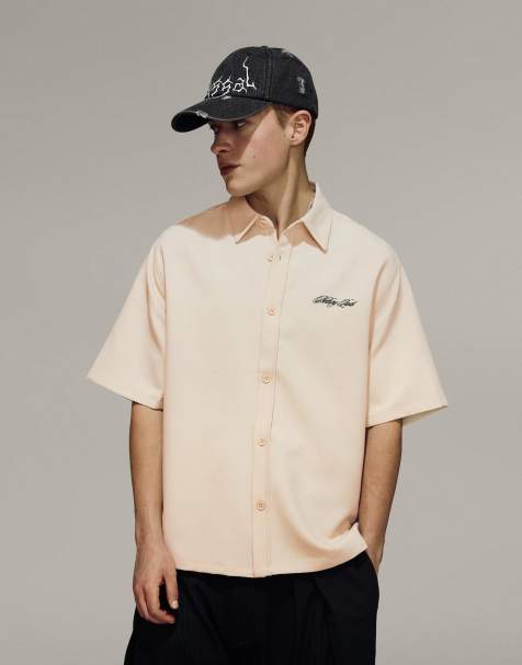 Bershka – Naturvit t-shirt med korta ärmar och broderi - view 1