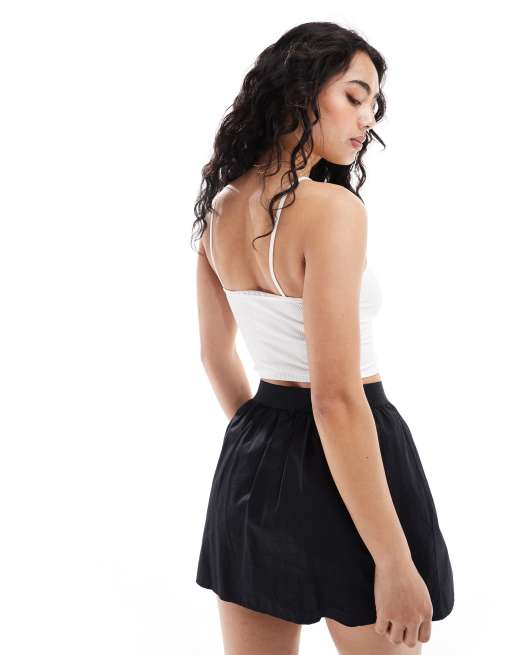 Bershka – Naturvit topp med halterneck och spetskanter, 3 av 4