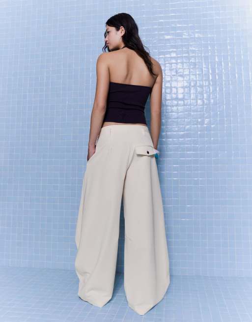 Bershka – Naturvita byxor med veck och barrelben, 3 av 5