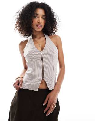 Bershka - Neckholder-Oberteil aus Bengaline mit braunen Nadelstreifen