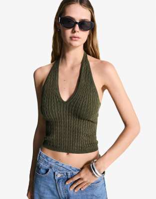 Bershka - Neckholder-Oberteil in Grün mit Zopfstrickmuster