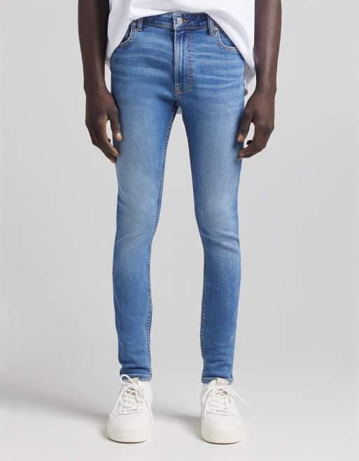 Bershka – Niebieskie bardzo obcisłe jeansy