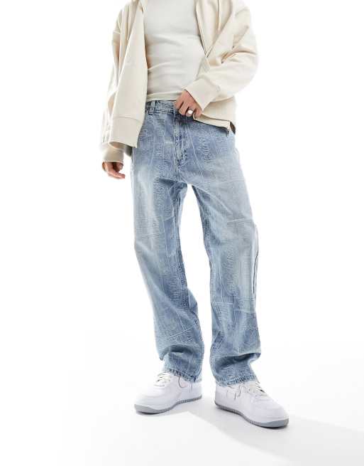 Bershka – Niebieskie jeansy z wypalonym wzorem 