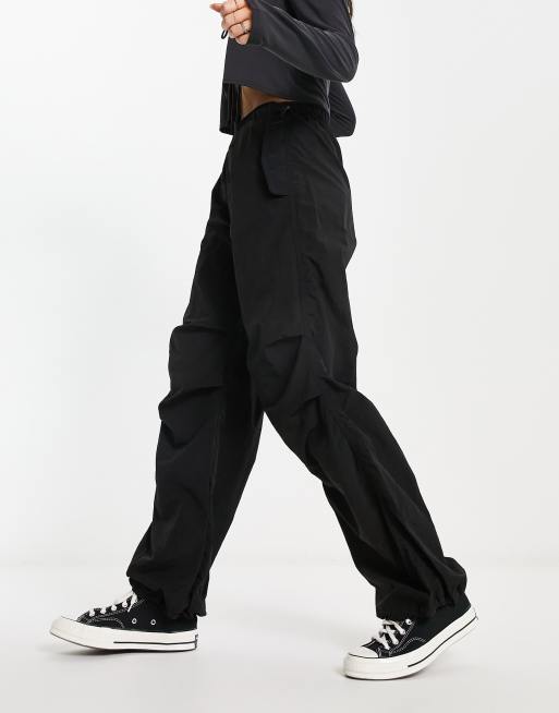 NYLON PARACHUTE PANTS-BLACK –