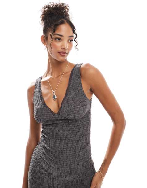 Bershka – Oberteil in Anthrazit mit Spitzendetail und tiefem Ausschnitt, Kombiteil - view 1