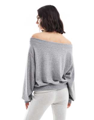 BERSHKA OFF THE SHOULDER KNIT TOP 