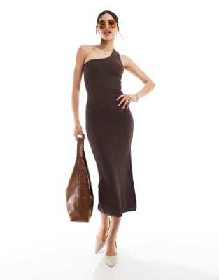 one shoulder knit maxi dress in chocolate-Brown