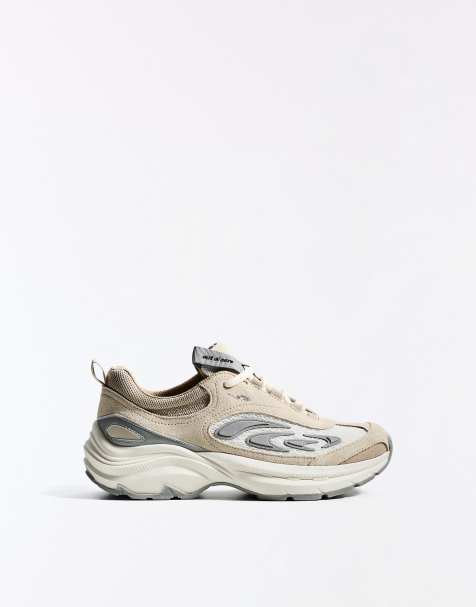 Bershka – Out of Core – Sneaker in Beige - view 1