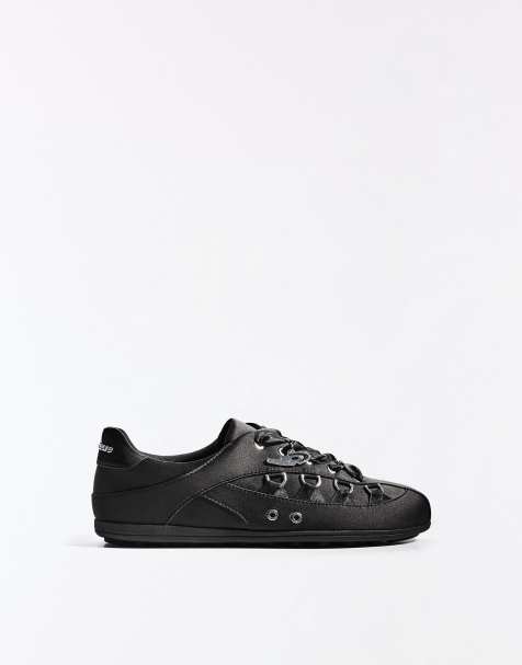 Bershka – Out of Core – Sneaker in Schwarz - view 1