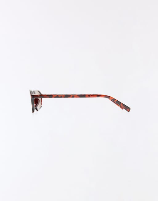 Bershka Oval sunglasses in brown, 3 of 5