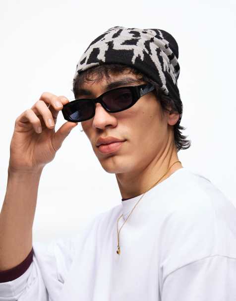 Bershka – Ovale Sonnenbrille aus Kunstharz in Schwarz - view 1