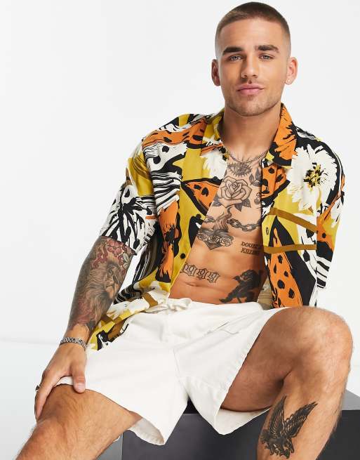 Bershka - Overhemd met korte mouwen en floraprint in bruin