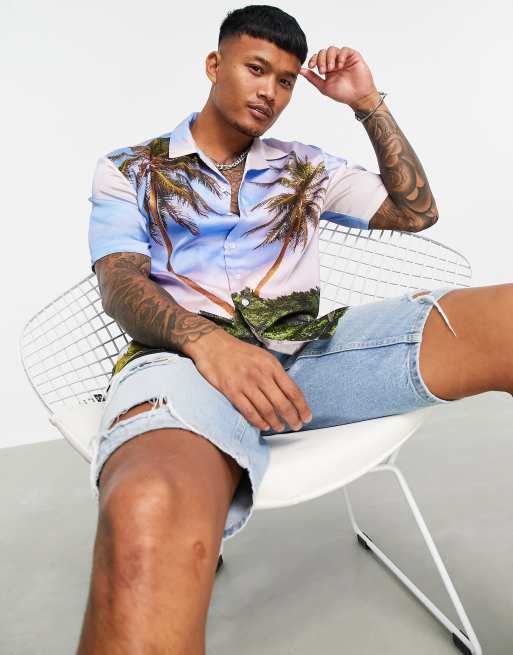 Bershka - Overhemd met palmboomprint in lichtblauw