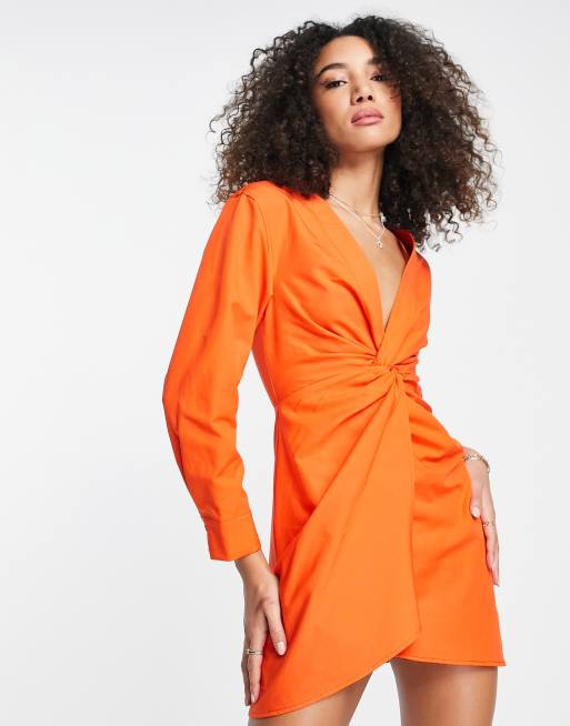 Bershka - Overhemdjurk met gedraaide voorkant in helder oranje, 3 van 4