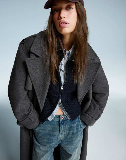 Bershka Oversize felt texture trench coat in grey, 2 of 4