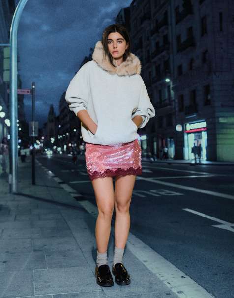 Bershka Oversize fur hood sweatshirt in light grey - view 1